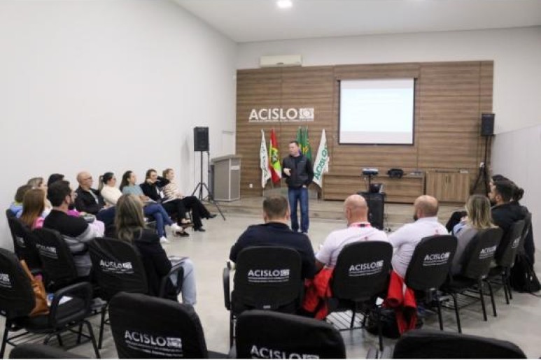 Capa notícia Aula inaugural do PDG marca novo momento na capacitação empresarial de São Lourenço do Oeste