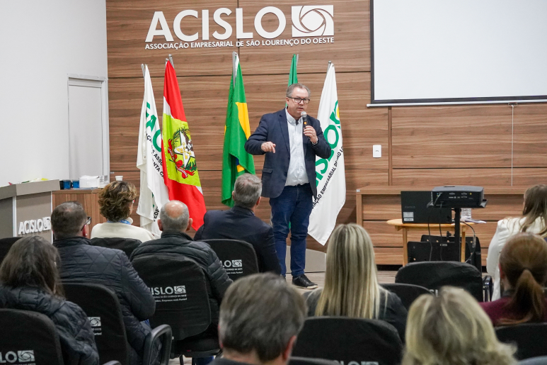 Capa notícia Facisc promove evento de conexão e debate regional sobre habitação em São Lourenço do Oeste