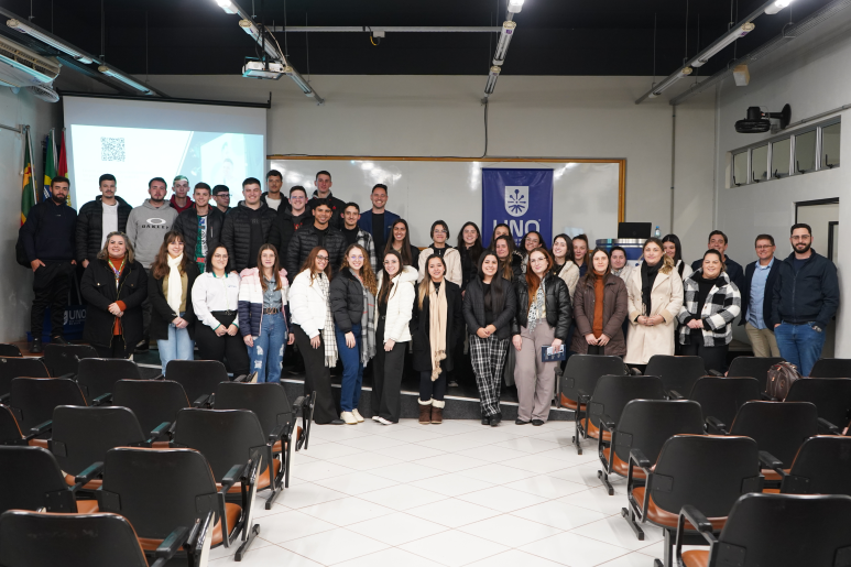 Capa notícia Palestra discute gestão de fluxo de caixa e chama atenção para importância do controle financeiro na