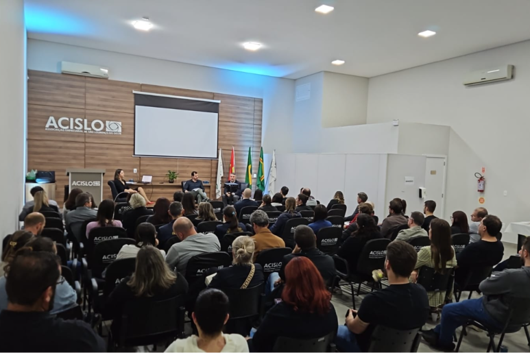 Capa notícia Reforma Tribut&aacute;ria mobiliza setor de servi&ccedil;os em painel promovido pela Acislo