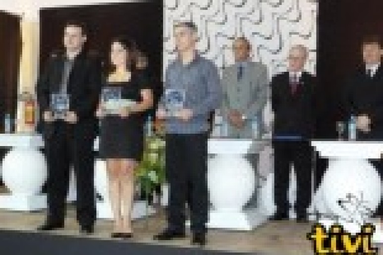 Capa notícia Em noite de gala ACISLO premia os Empreendedores Destaques 2011