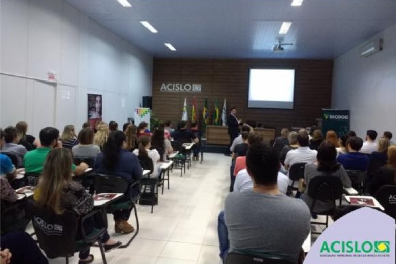 Capa notícia Palestra sobre Reforma Trabalhista lota auditório da Acislo